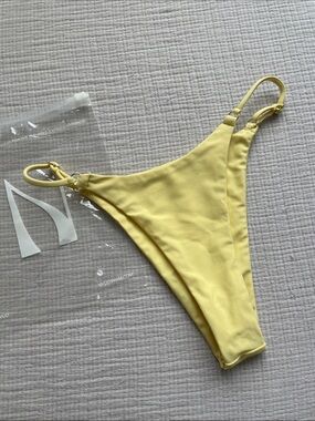 Nyud High-Cut Bikini Bottom, Yellow